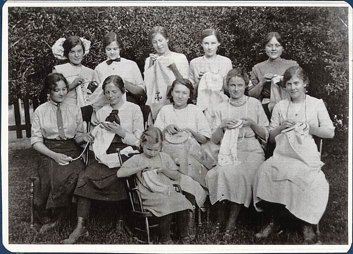 Sewing Bee abt. 1909, St. George, UT